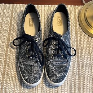 Keds Women’s Canvas Sneakers Size 9S